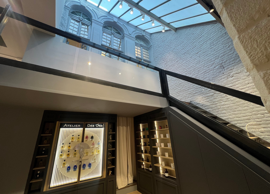 Verrière et vitrines de la boutique Soleil d'Or, 22 rue de la Clef à Lille
