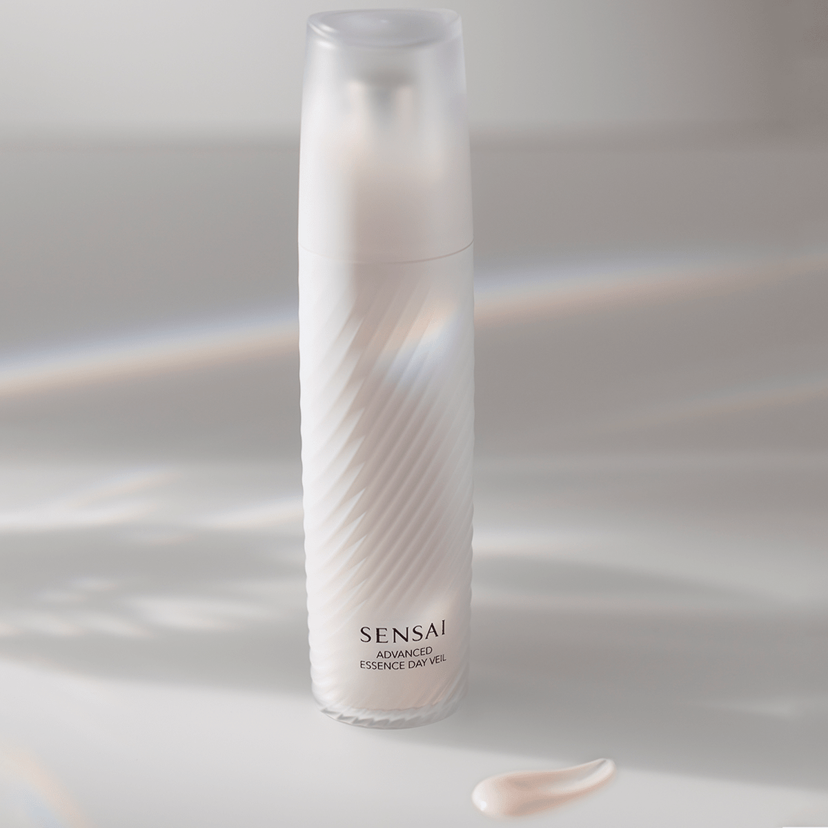 ADVANCED ESSENCE VOILE DE JOUR SENSAÏ - Soleil d'Or