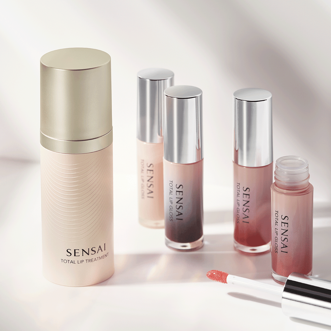 Gloss Sublimateur Lèvres Couleurs - 4,5ml SENSAÏ - Parfumerie du Soleil d'Or