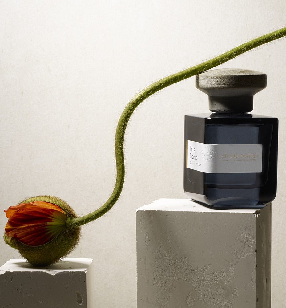 Iris Ebène d'Atelier Materi, eau de parfum