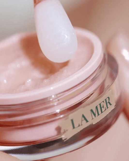 LE GOMMAGE DOUX POUR LES LÈVRES LA MER - Soleil d'Or