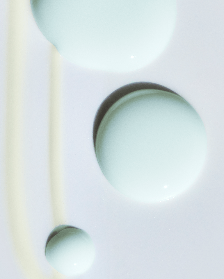 LE SÉRUM HYDRATANT REVITALISANT LA MER - Soleil d'Or