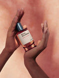 Charger l'image dans la visionneuse de la galerie, Musc Nurāsana de Maison Crivelli, extrait de parfum en flacon

