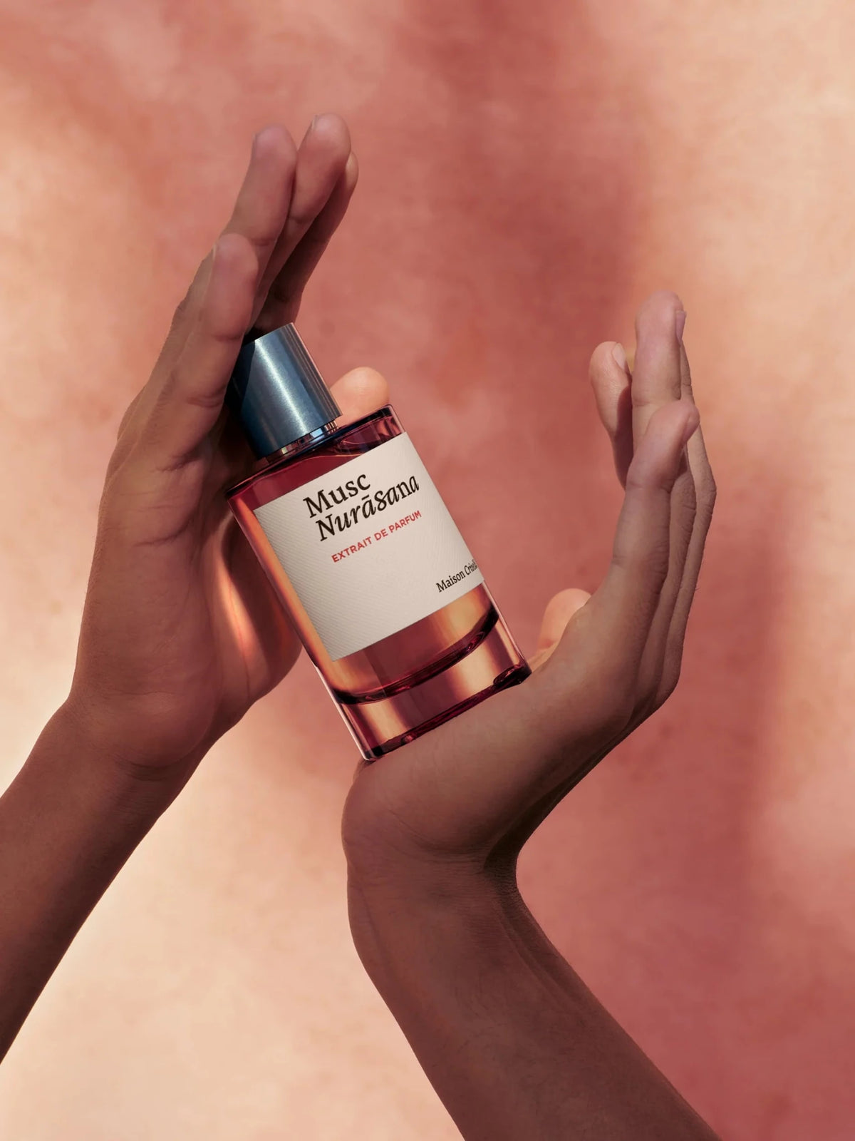 Musc Nurāsana de Maison Crivelli, extrait de parfum en flacon