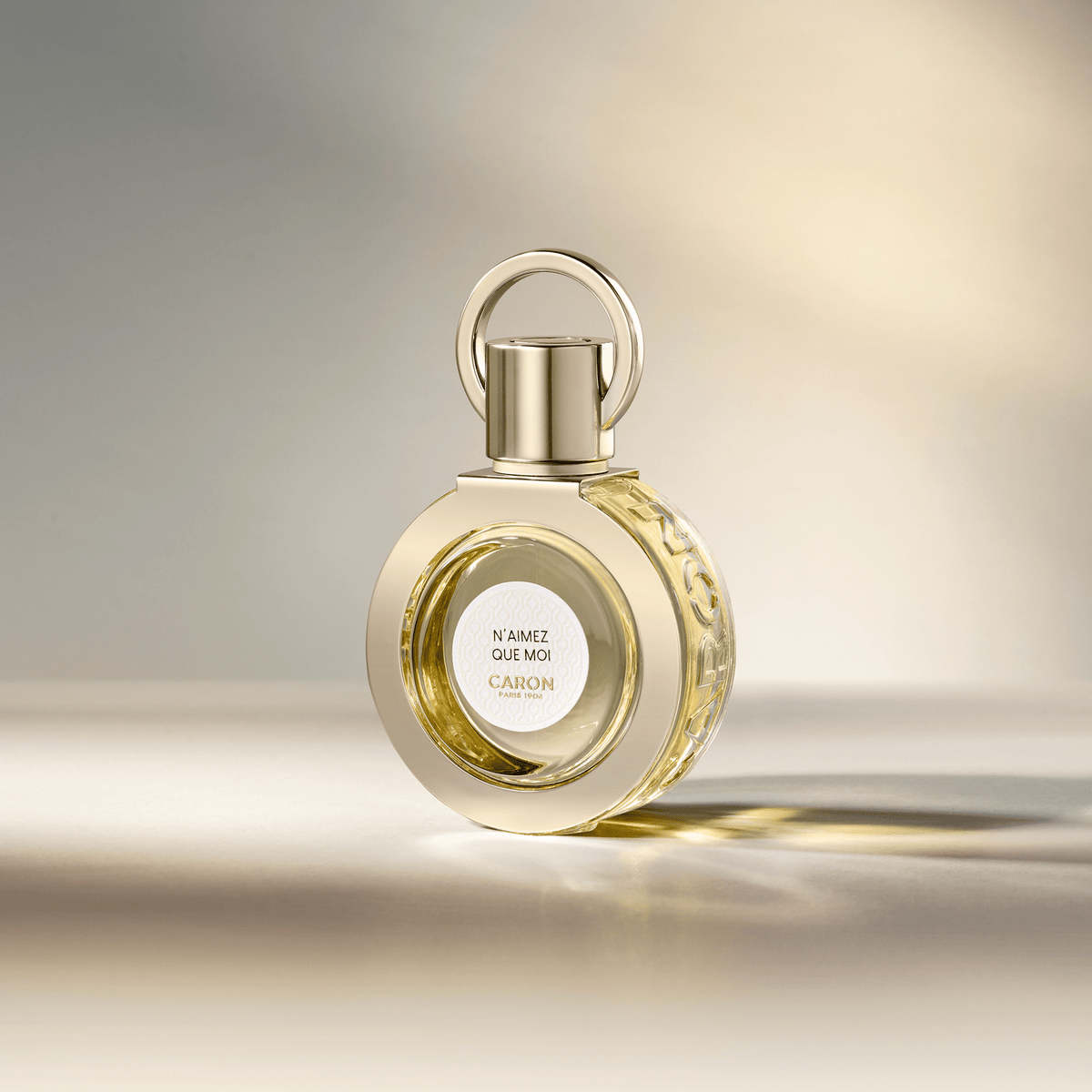 N'Aimez que Moi de Caron, extrait de parfum