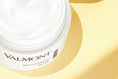 Charger l'image dans la visionneuse de la galerie, Recovering Mask - 200ml VALMONT - Parfumerie du Soleil d'Or
