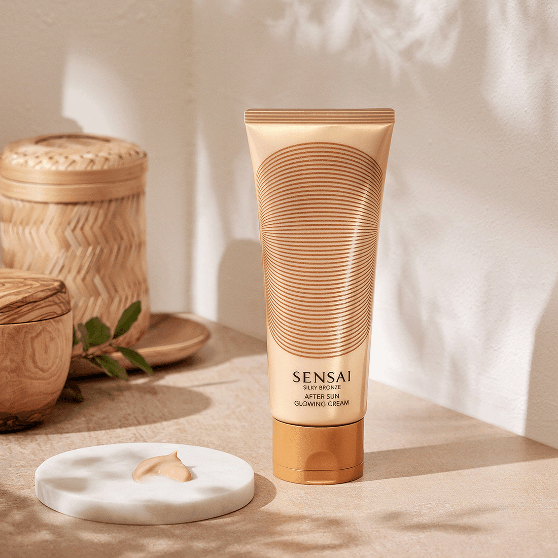 SOIN EMBELLISSEUR APRÈS-SOLEIL - SILKY BRONZE SENSAÏ - Soleil d'Or